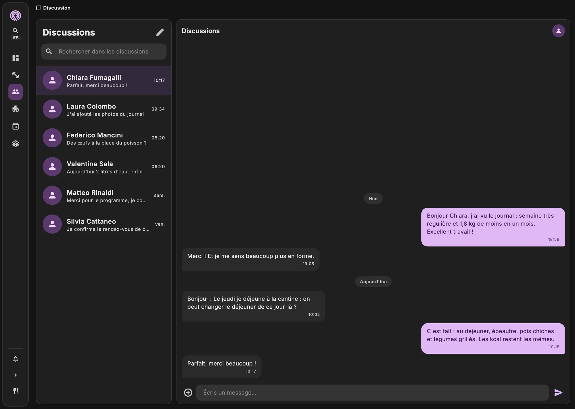 Conversation avec un patient avec la photo d'un repas