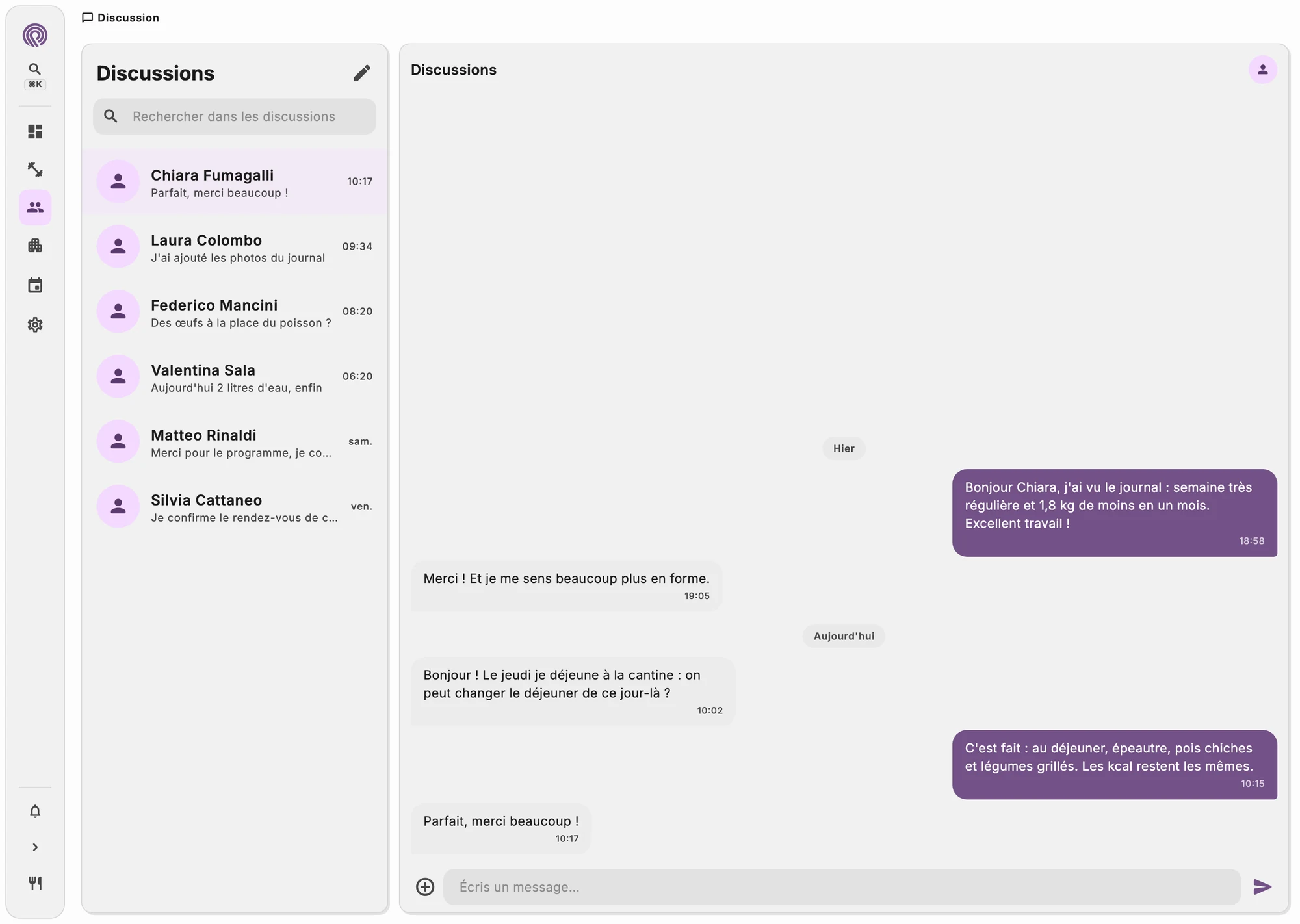 Conversation avec un patient avec la photo d'un repas